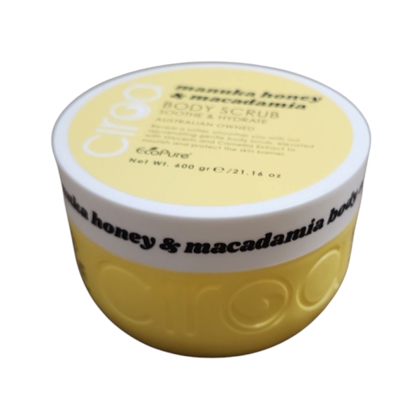NWT Ciroa Body Scrub with Manuka Honey & Macadamia - Picture 3 of 5